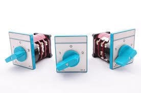 METOP - MT054 25A Çift Devirli Yıldız Motor Şalteri 1-0-2